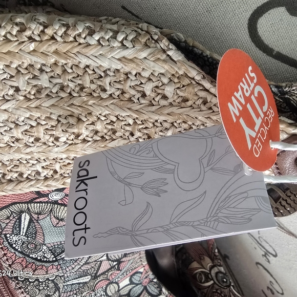 Sakroots Roma Owl Floral Shopper Tote NWT with Owl bag Charm - Picture 10 of 16